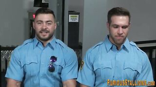 Well suspended wolf spunking