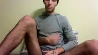 Bony dude diminutive dinky faggot gonzo Braxton sets up his camera for a lowkey but gorgeous solo