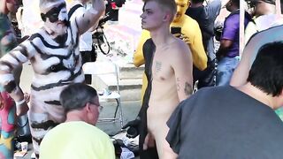 Guy Bare Assets flaunts his body in HD and gets painted in public
