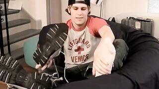 JT Reese gropes his soles and drains away with passion