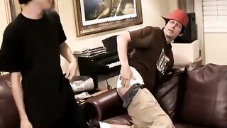 Ian Gets Revenge On Youngsters Striking And Taking Advantage