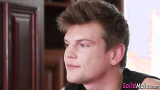 Faggot first-timer gets bukkaked