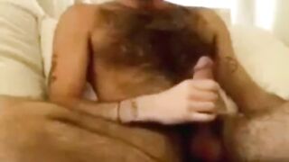 Watch this Hairy dude cum hard on webcam - Volume #116