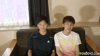 Japanese First-Timer Providing Head