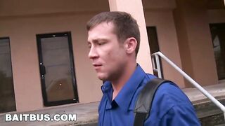 BAIT BUS - Hetero Bait Accountant Trevor Knight Wants Vulva, Gets Dinky