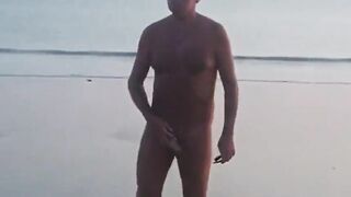 Watch this tattooed dude give a public handjob and blow his cameraman