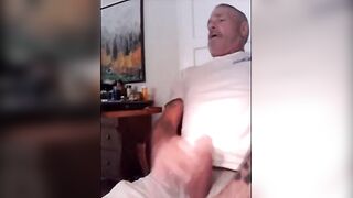 Horny stud jerks off his big cock while getting a cumshot