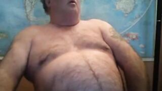 Amateur guy with hairy bush masturbates on webcam with his married dad