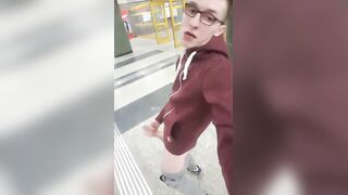 Watch this amateur guy jerk off and get a messy creampie in the entrance hall