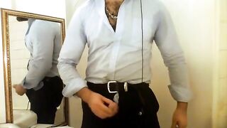 Hairy guys get off on stroking & cumming in amateur twink video