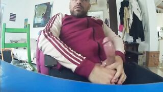 Amateur bear jerks off and cums hard on webcam solo
