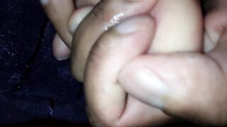 ThiccBunzAsshole gets off on my soles & toes - cum on toes and more!