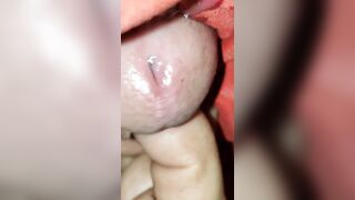 Raw Swallows masterbates and takes a cumshot in HD