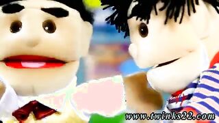 Filipino homo bang-out fellow to movietures and free-for-all bare of teenage dude very first time JT Demolish luvs