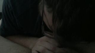 Cubandbear92 gives a wild, hairy, and hot handjob to a lucky amateur