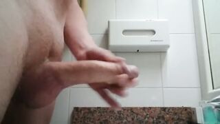 Amateur teen gives a steamy sausage handjob to a massive cock